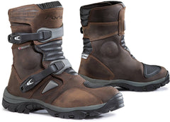 FORMA- BOTAS ADVENTURE LOW DRY BROWN 