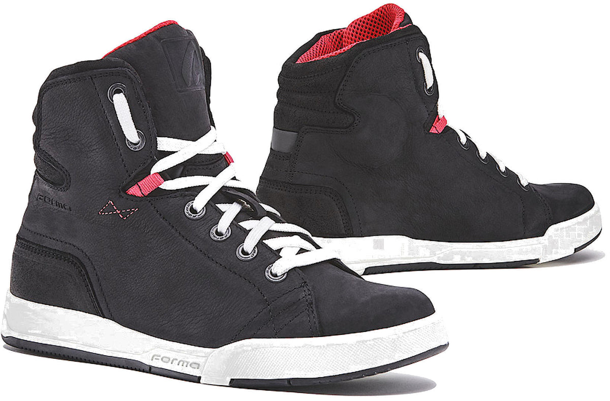 FORMA- BOTAS SWIFT LADY DRY BLACK/WHITE - SECURTEX MOTOR S.L (t/a MaximoMoto)