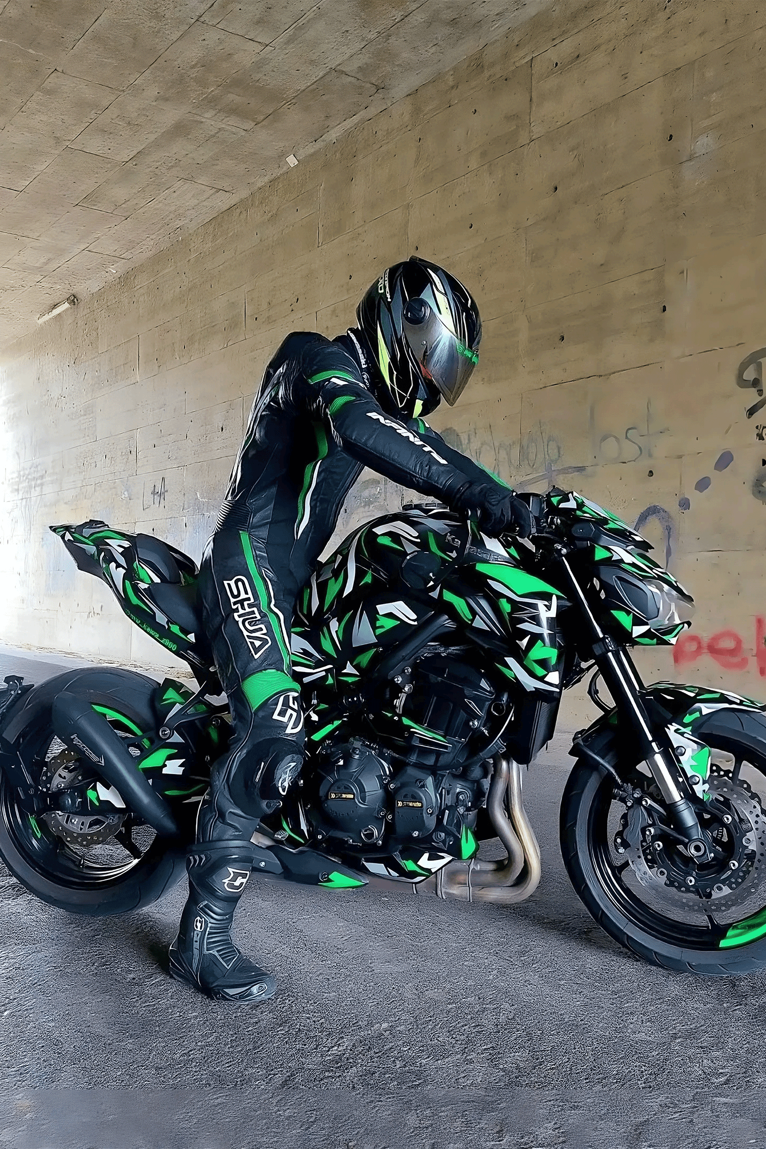 Shua Infinity Nero Verde 1PC Tuta da Moto in Pelle