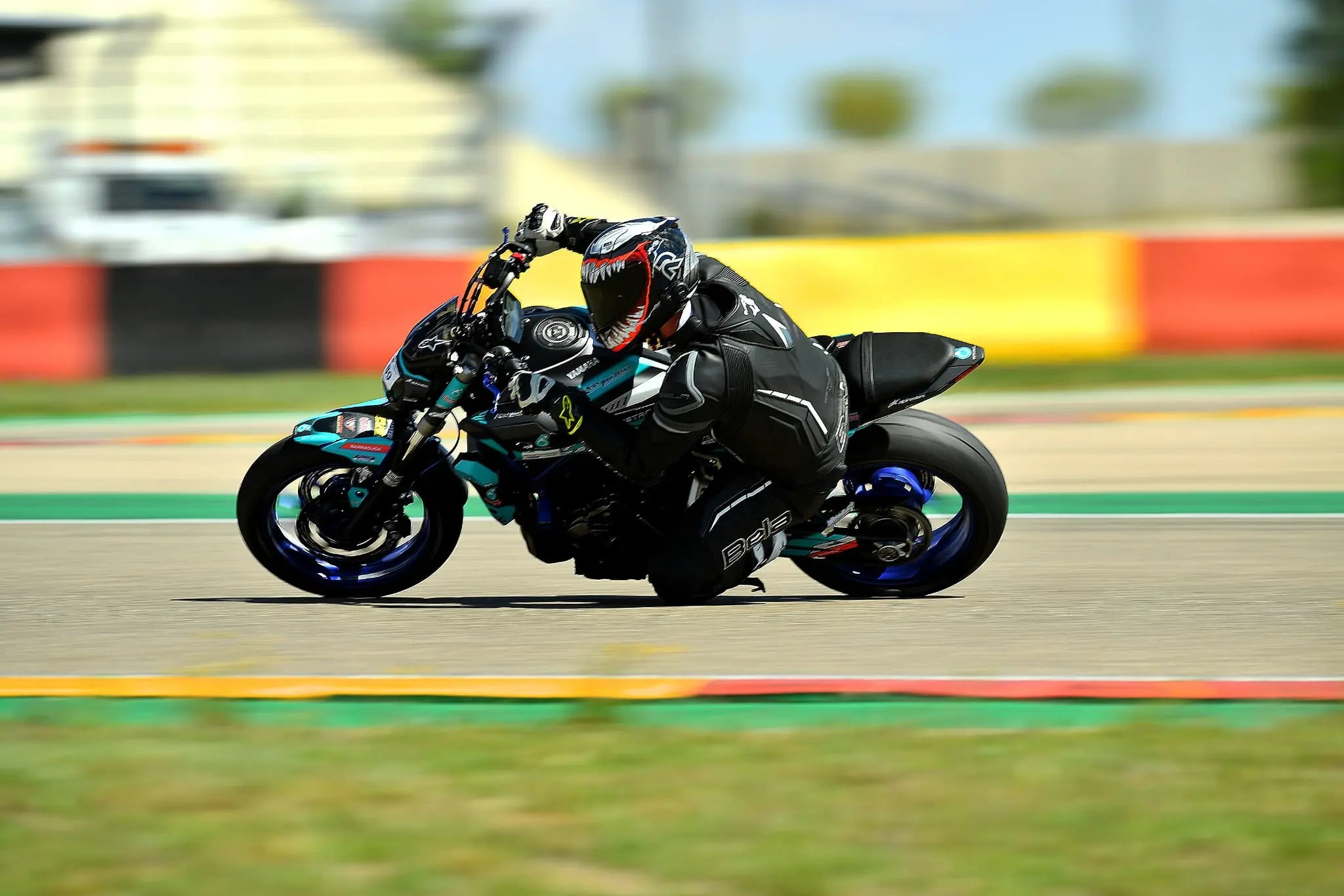 Bela Rocket Kids 1PC - Blanco / Garillo shoot 1